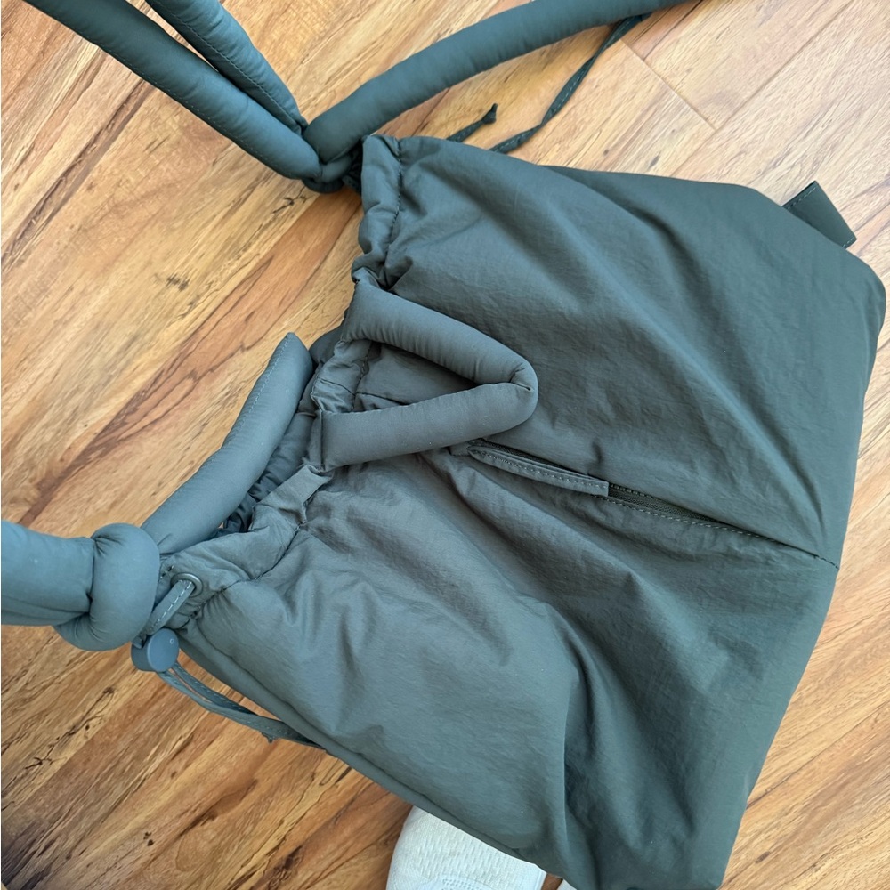 Stylish Gray Puffer Tote Bag